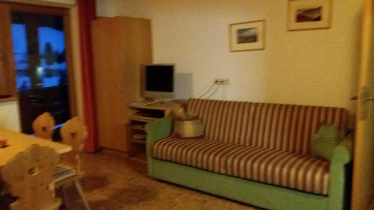 Aue, Ferienwohnung Tux Εξωτερικό φωτογραφία